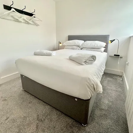 Fountain No 5 With Free Parking Apartamento