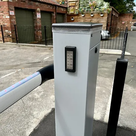 Fountain No 5 With Free Parking